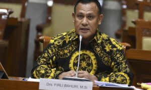 Ketua KPK Firli Bahuri dalam rapat kerja dengan Komisi III DPR RI