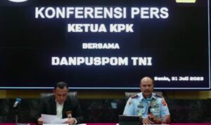 Puspom TNI menyebutkan Korsmin Kabasarnas Letkol Afri Budi Cahyanto (ABC) menerima uang suap 'dana komando' atas perintah Kabasarnas Marsdya