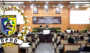 Dewan Perwakilan Rakyat Daerah (DPRD) Kabupaten Demak, menggelar Rapat Paripurna Istimewa tahun 2023 dengan agenda utama menyaksikan siaran l