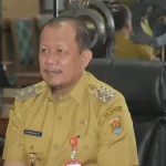 Wakil Bupati Grobogan, dr. Bambang Pujiyanto, M.Kes yang sebelumnya tercatat sebagai kader PDI Perjuangan tiba-tiba mengumumkan ‘lompat pagar’ ke Partai Kebangkitan Bangsa (PKB).