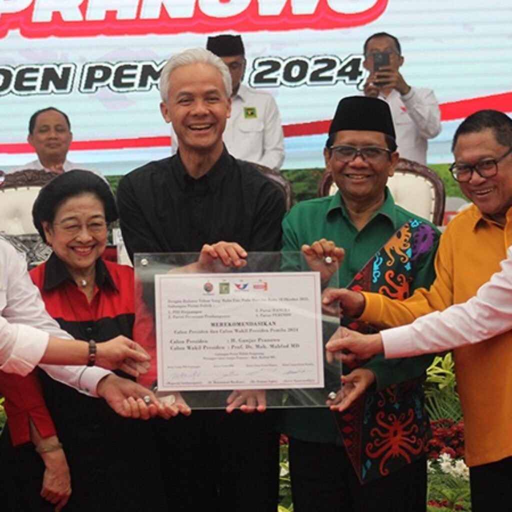 Adian Napitupulu menegaskan bahwa ‘PDI Perjuangan telah bersama-sama memenangkan Jokowi 7 kali termasuk kemenangan anak dan menantunya'