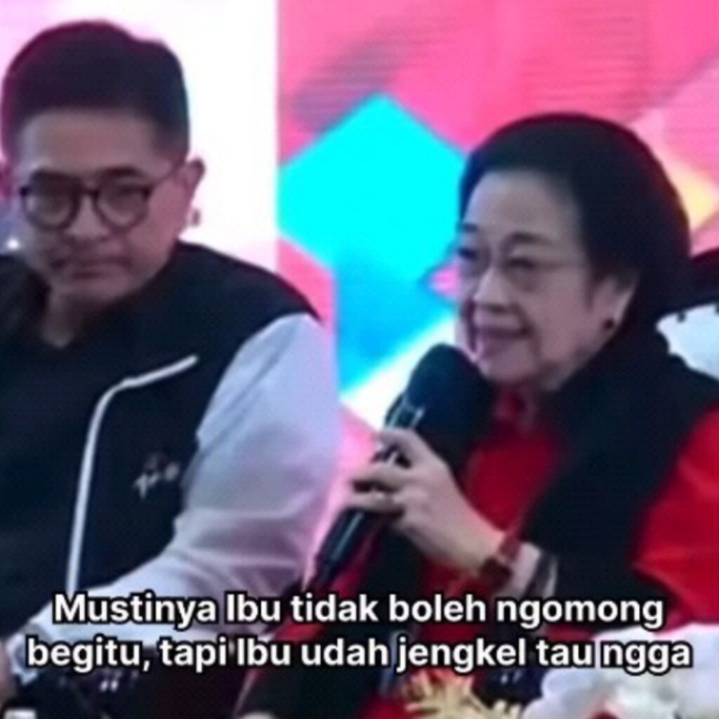 Megawati jengkel dengan sikap penguasa saat ini ingin bertindak seperti penguasa di masa Orde Baru, mengajak untuk tidak takut dan lawan.