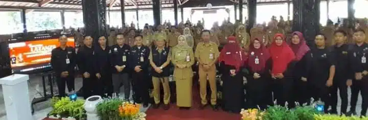 Menanggapi acara launching LATANZA Dinas kesehatan Demak, para Kades minta bantuan mobil ambulans untuk tiap desa.