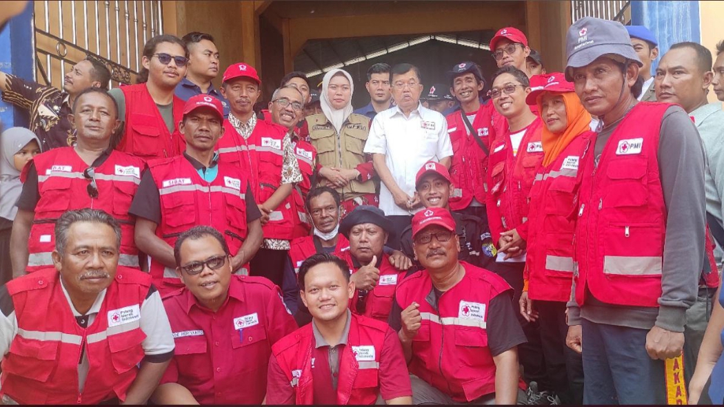 Ketua Umum Palang Merah Indonesia (PMI) Jusuf Kalla (JK) akan bantu masyarakat Demak yang terdampak banjir yang ke 2 ini.