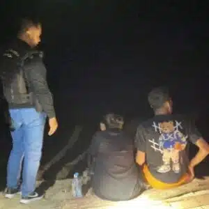 Sepasang muda-mudi yang kedapatan berduaan di pinggir pantai Bandengan, digerebek Tim Patroli Siraju Polres Jepara.